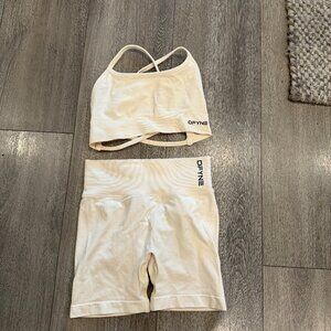 BRAND NEW— DFYNE SET—Dynamic Shorts & sports bra  XS, White